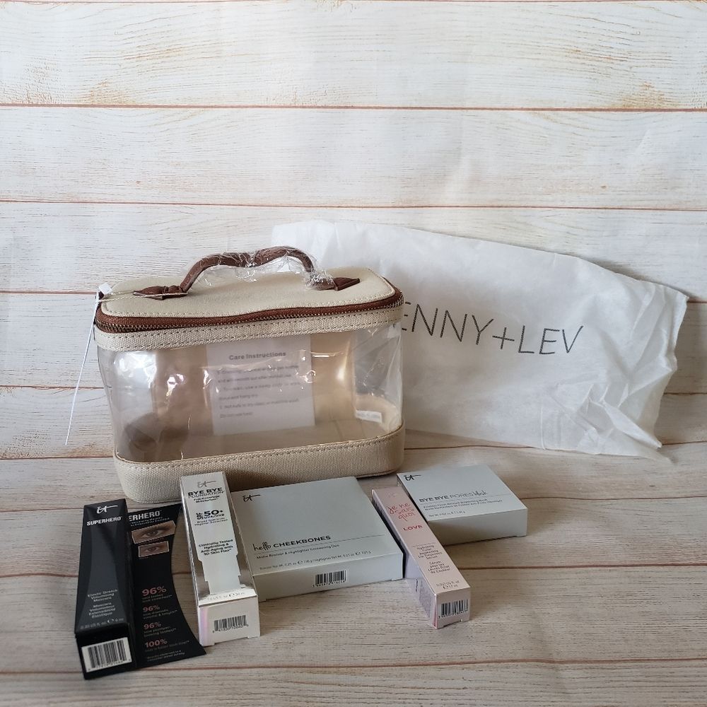 Henny & Lev Makeup Trunk Bag with It Cosmetics Mascara Foundation Bronzer Lips
